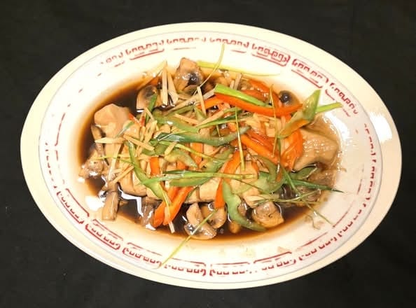 Cantonese Chicken/Gà Xôi Mỡ Chay.